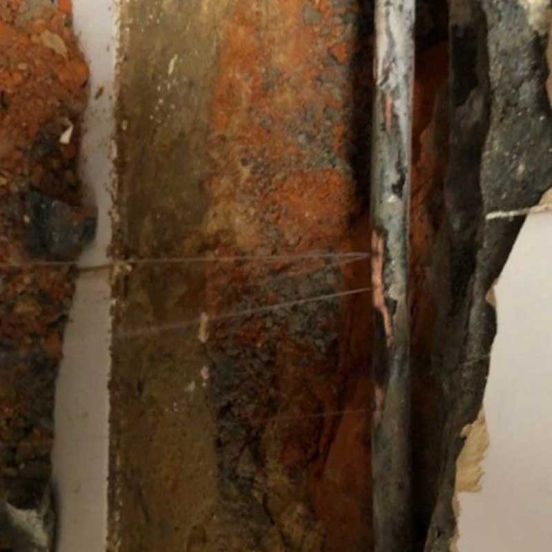 how to detect pinhole leaks in copper pipe